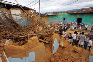 Servicio Geológico revisa alza magnitud sismo en Perú al fijarla en 8 grados
