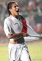 Paolo Guerrero cree que Perú debe derrotar 2 a 0 a Paraguay